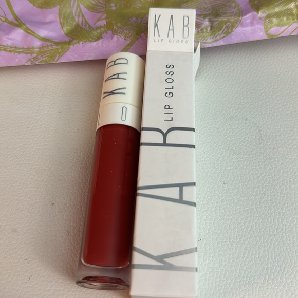 NEW KAB Cosmetics lip gloss - Picture 4 of 6